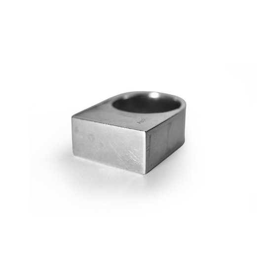 KNUCKLEDUSTER